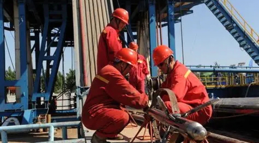 中油測井自研自產(chǎn)自銷射孔器材出口美洲